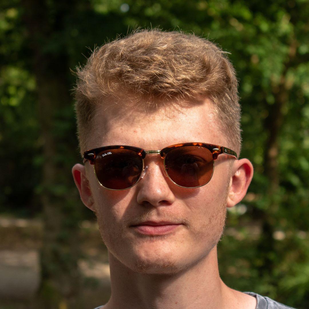 Earls™ - Jake Ellis®